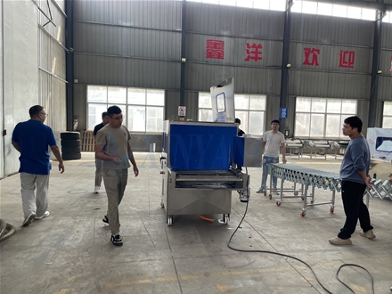 冷鏈消毒機(jī)客戶參觀案例現(xiàn)場(chǎng)