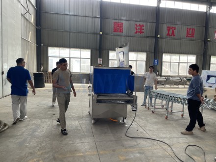 冷鏈消毒機(jī)客戶參觀案例現(xiàn)場